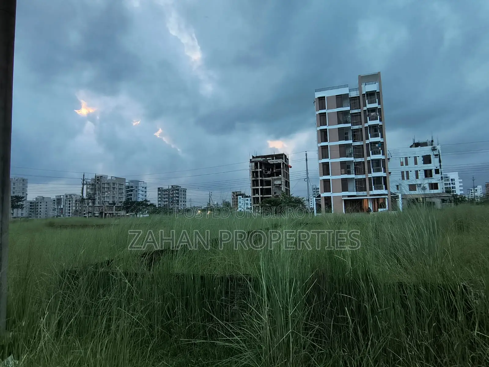 এন ব্লক ৫ কাঠা প্লট বিক্রয়