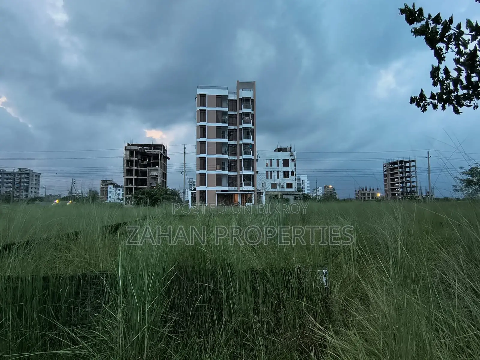 এন ব্লক ৫ কাঠা প্লট বিক্রয়