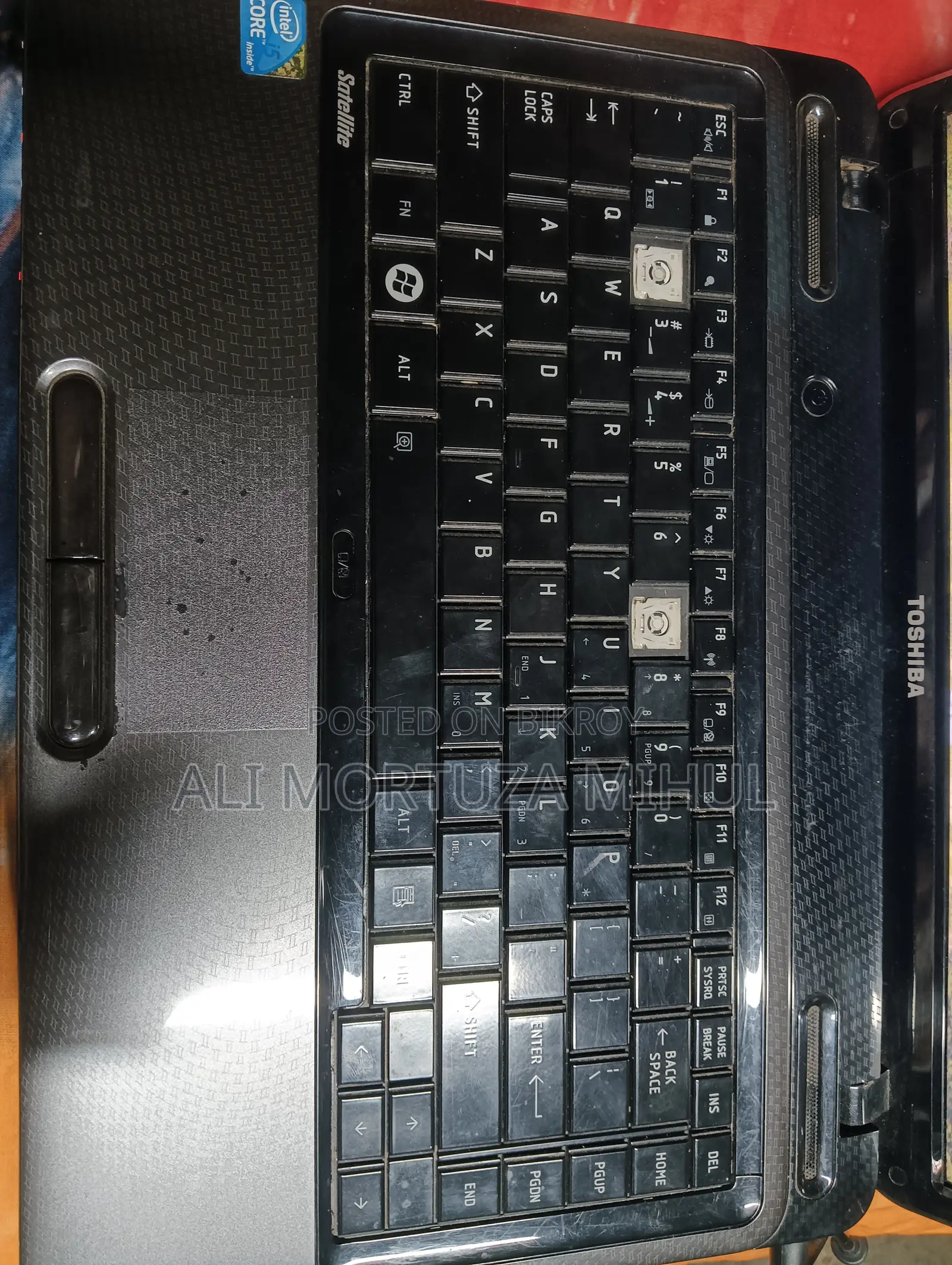 Laptop Toshiba Satellite C850 8GB Intel Core I5 HDD+SSD 640GB