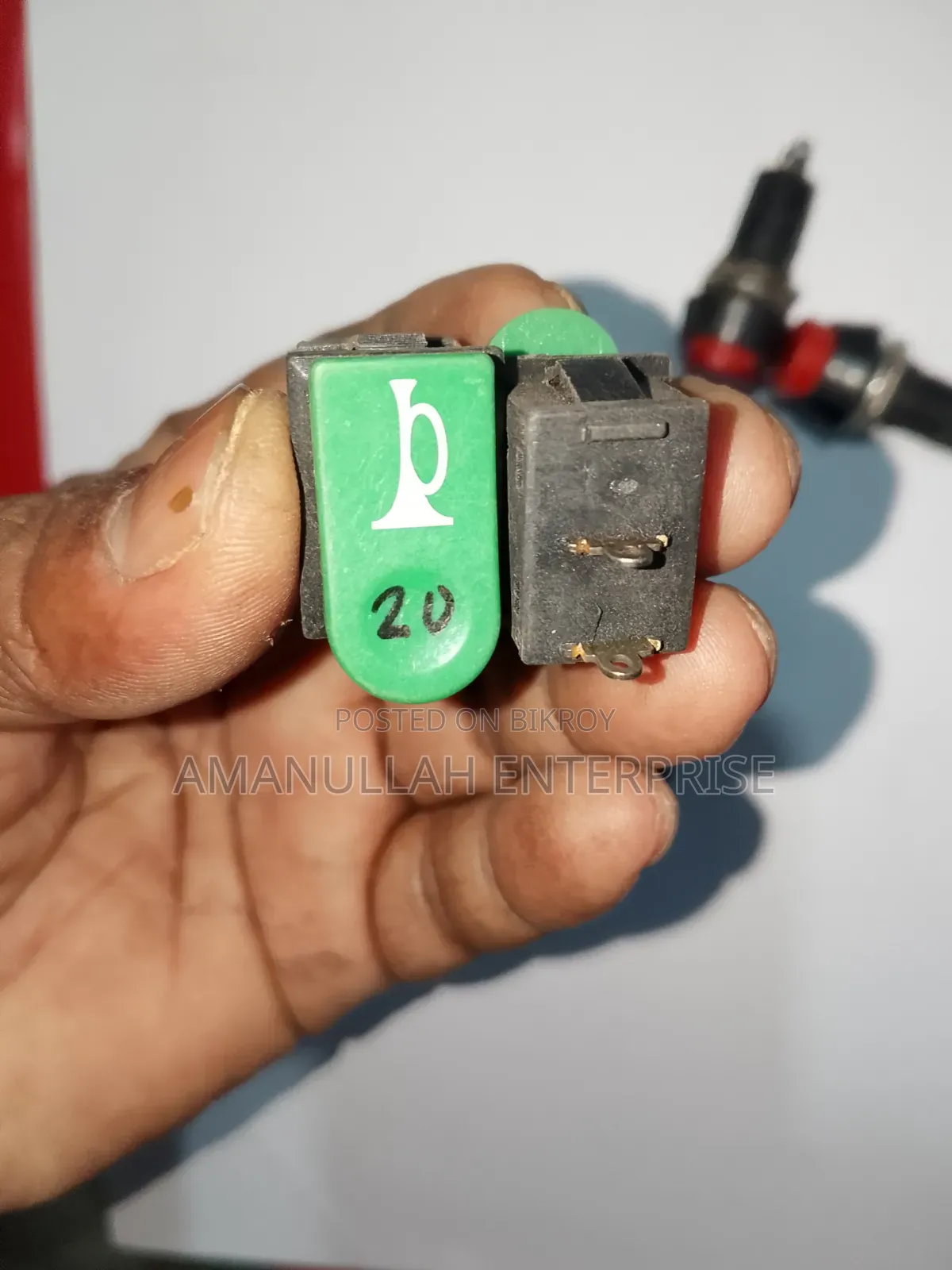 Buy Universal 12V Momentary Horn Push Button Switch Online (04 Pcs)