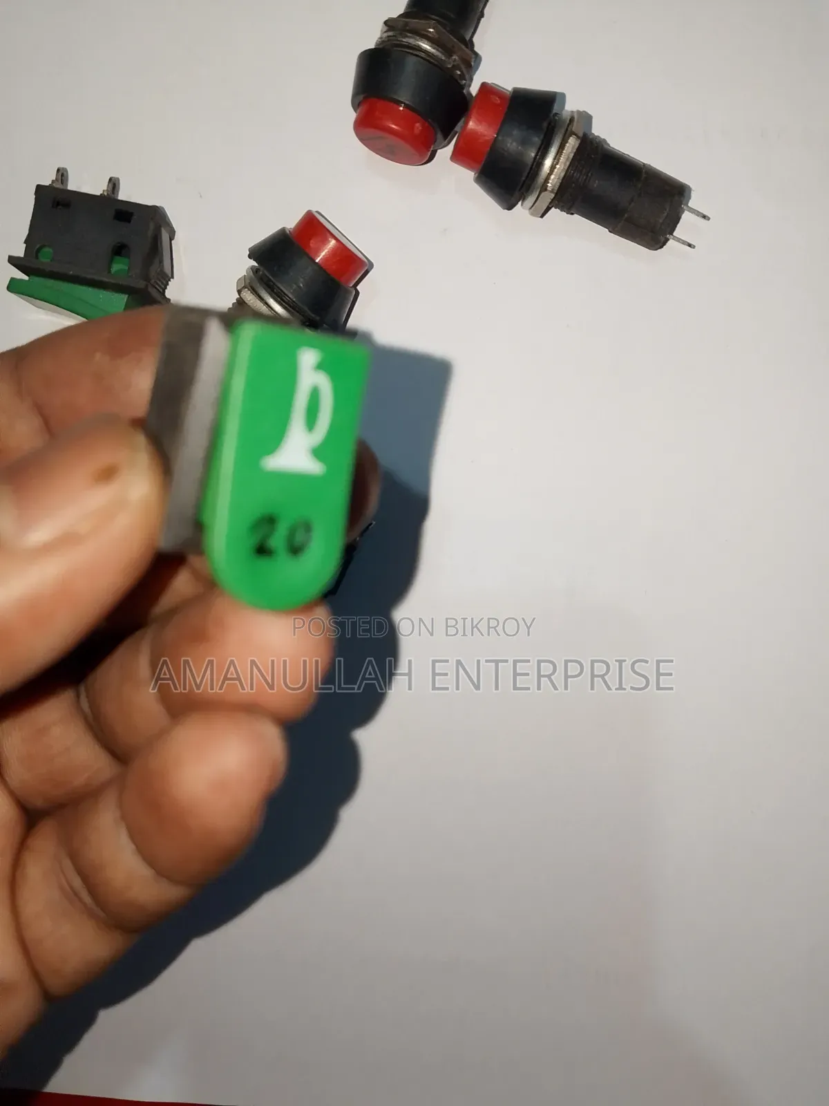 Buy Universal 12V Momentary Horn Push Button Switch Online (04 Pcs)