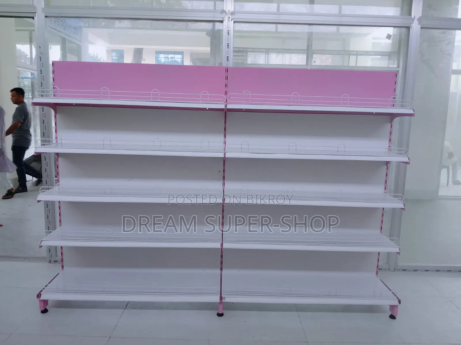 Premium Display Rack – Modern Wall Gondola System