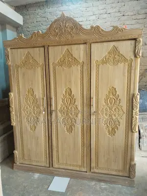 Modern Teak Wood Almirah