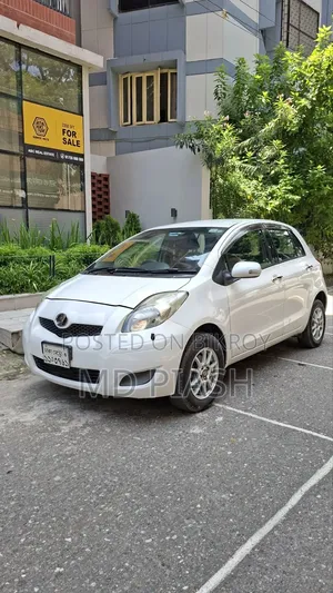 Toyota Vitz 2008 White