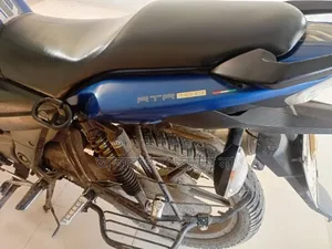 TVS Apache RTR 160 2V 2026 Blue