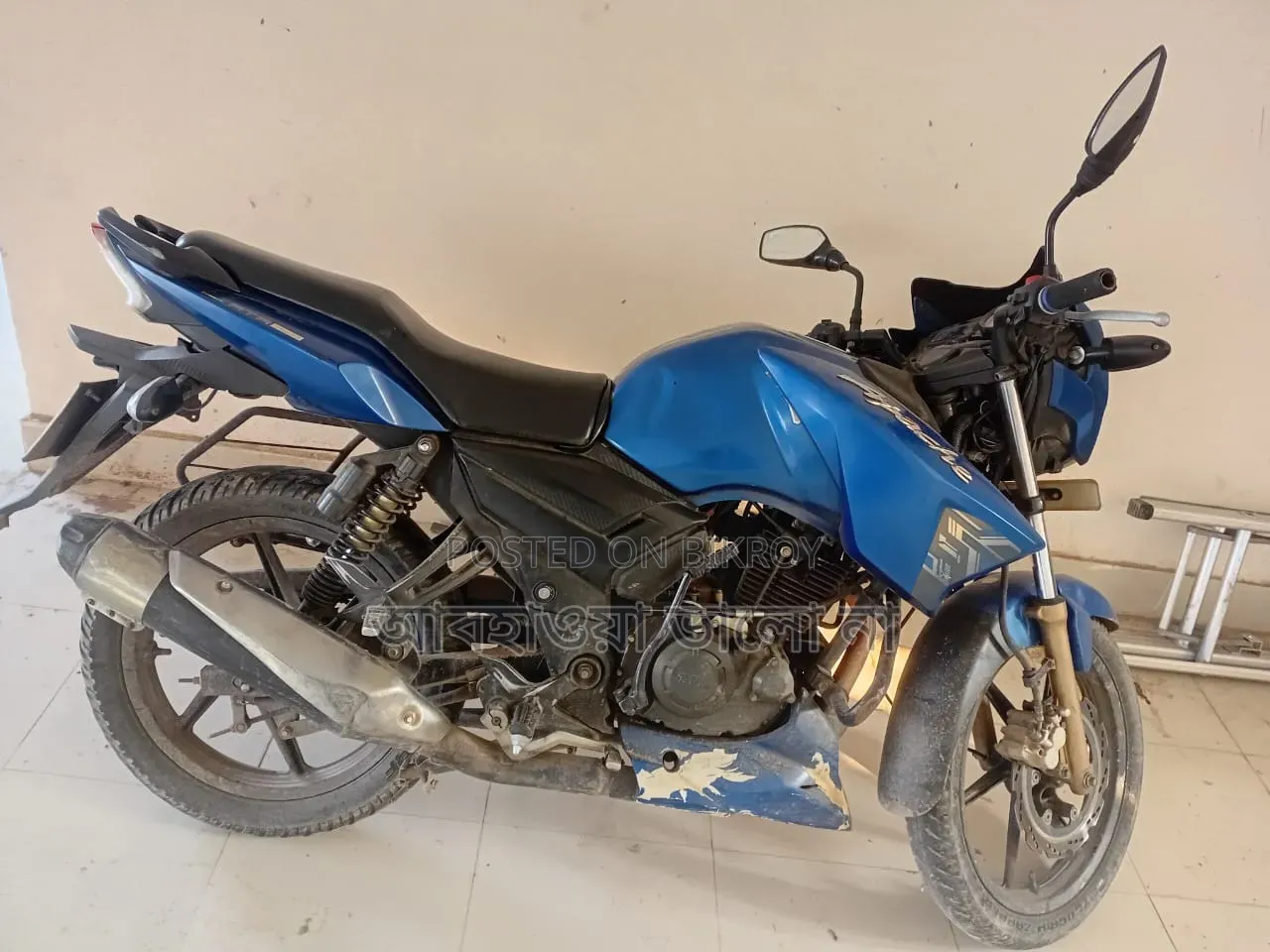 TVS Apache RTR 160 2V 2026 Blue