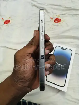 অ্যাপল আইফোন ১৪ প্রো ২৫৬ জিবি সিলভার