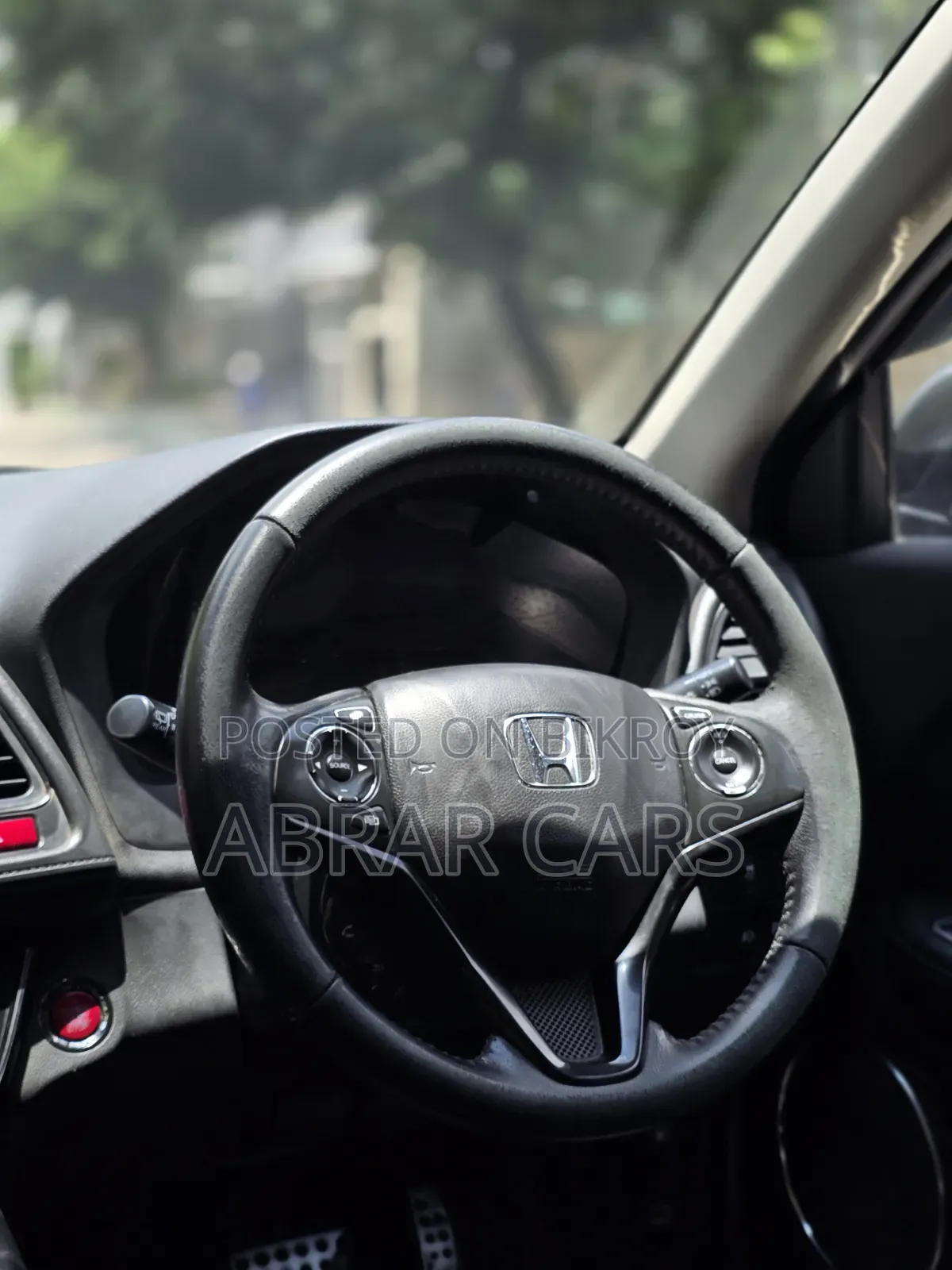 New Honda HR-V 4-door SUV (1.5L 4-cylinder CVT) 2016 Black