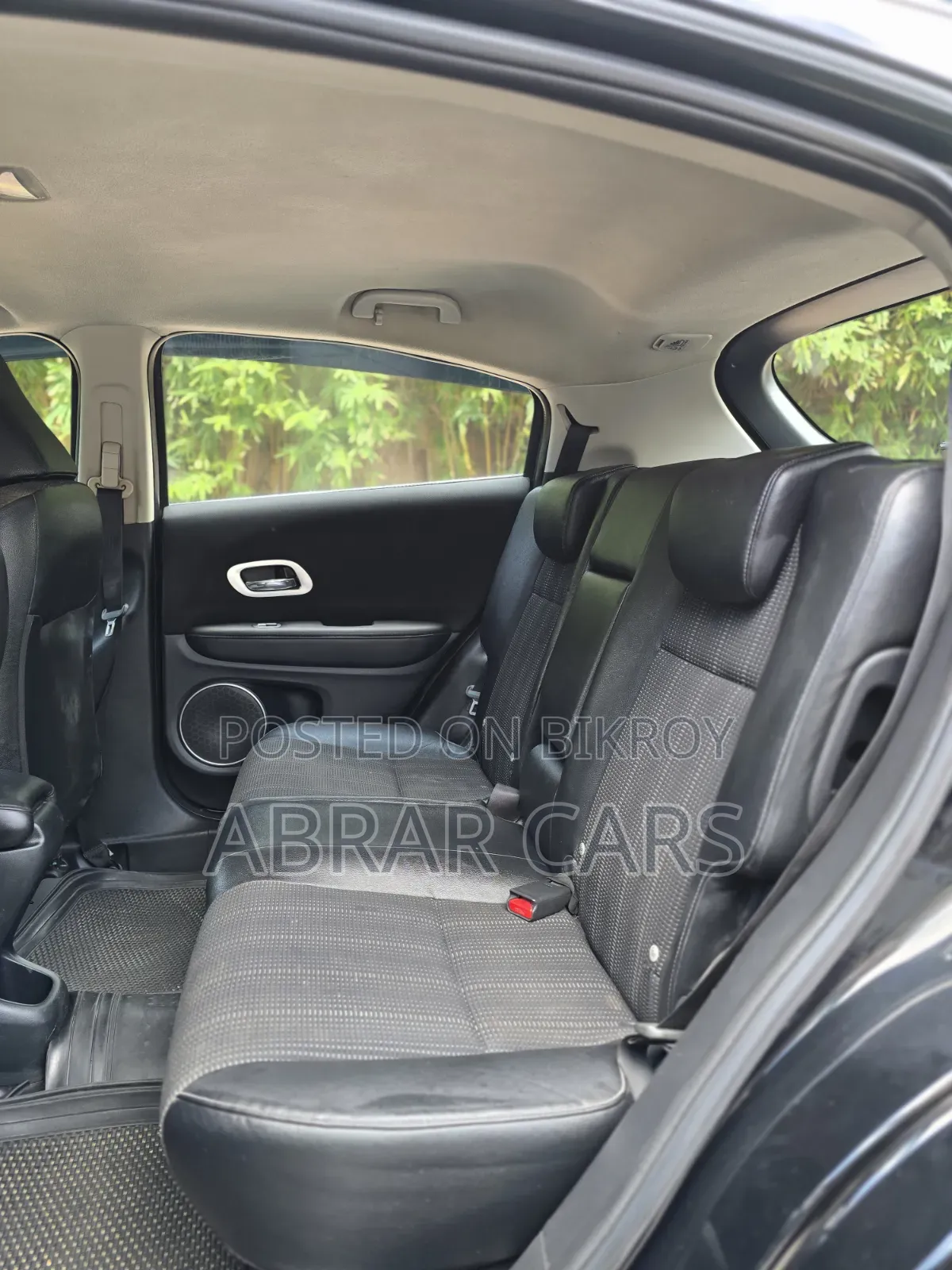 New Honda HR-V 4-door SUV (1.5L 4-cylinder CVT) 2016 Black