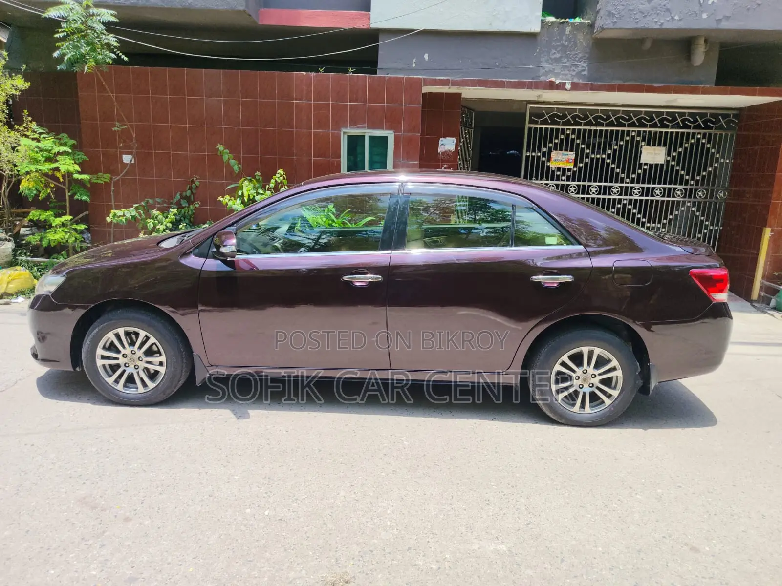 Toyota Allion 2015 Red