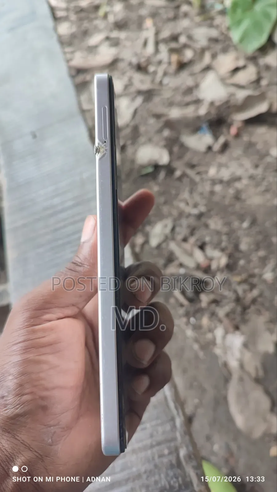 Vivo Y04 64 GB Gold