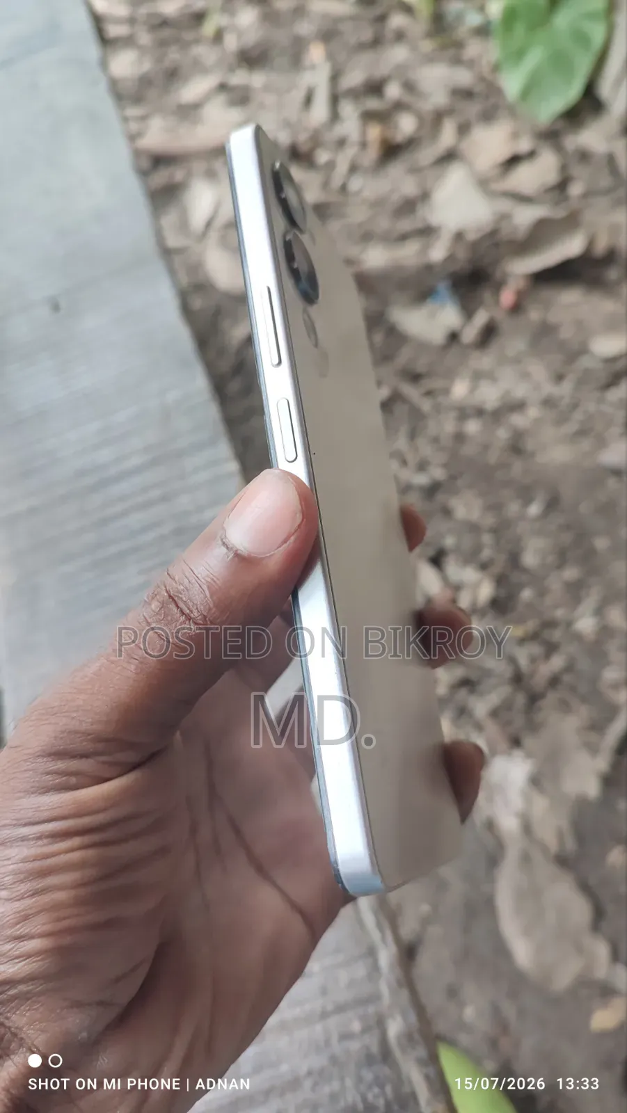 Vivo Y04 64 GB Gold
