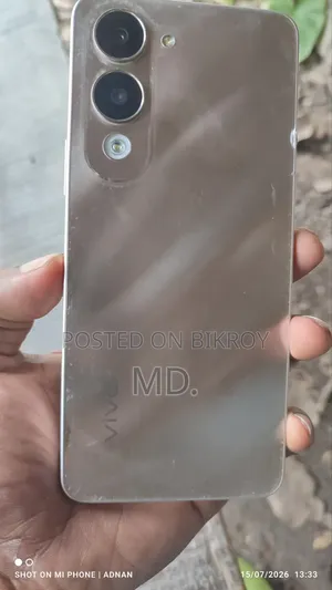 Vivo Y04 64 GB Gold