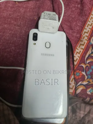Samsung Galaxy A30 64 GB White