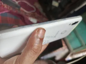 Samsung Galaxy A30 64 GB White