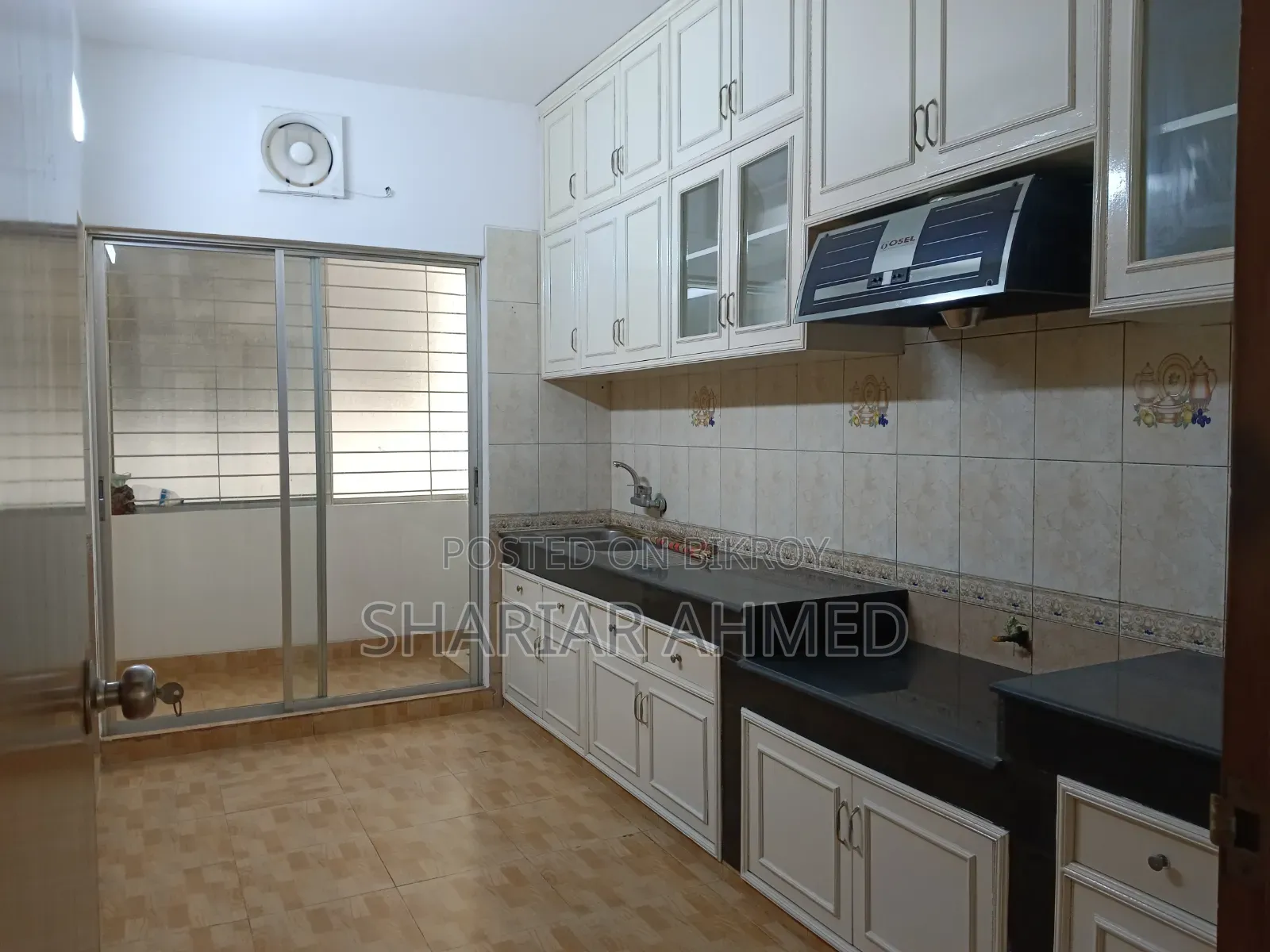 4-Bedroom Apartment in Gulshan for Rent