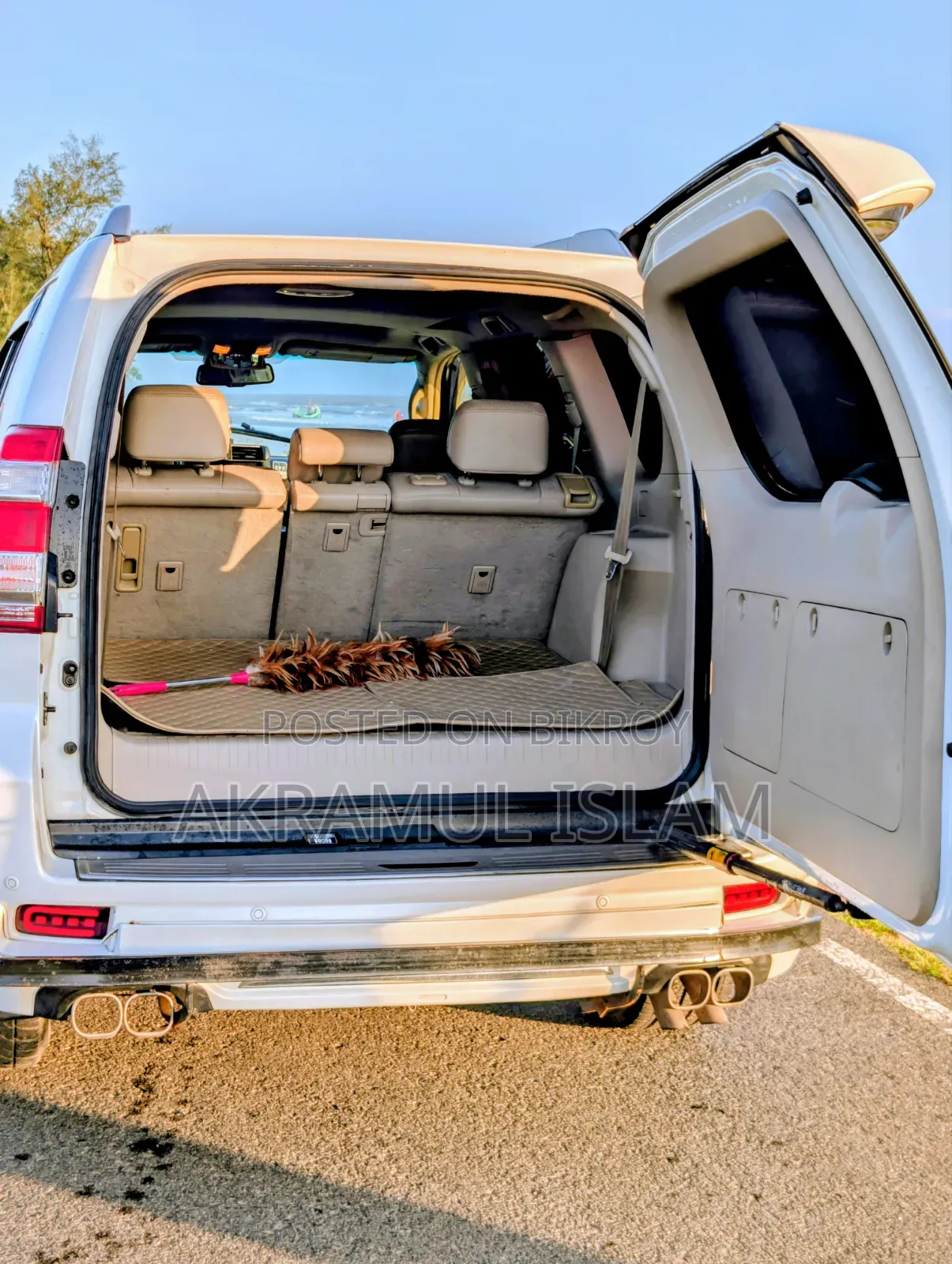 Toyota Land Cruiser Prado 2012 Pearl