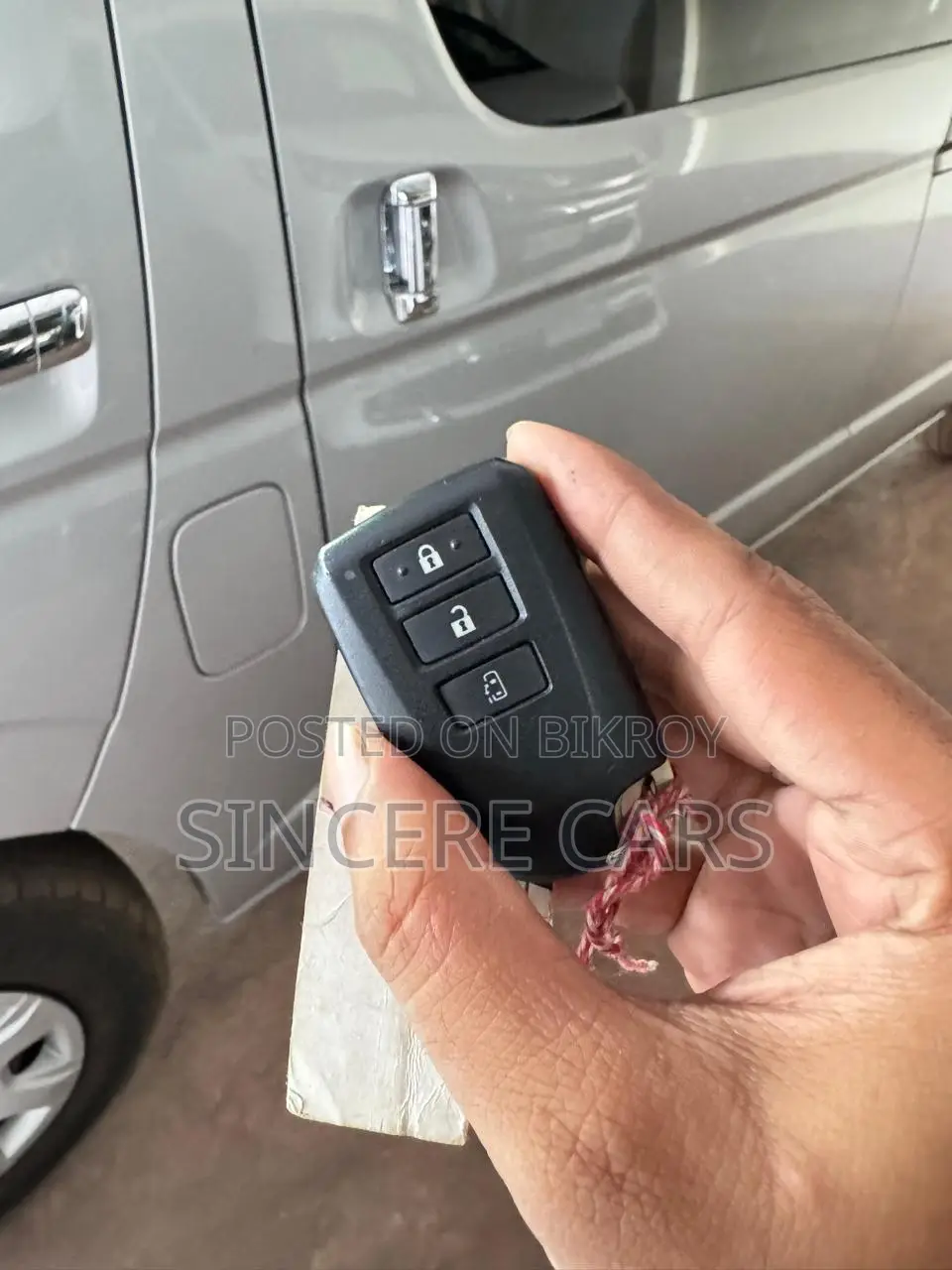 টয়োটা হাইএস ২০২১ সিলভার