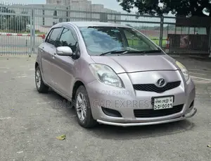 Toyota Vitz 2010 Pink