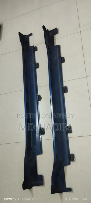 গাড়ির আনুষাঙ্গিক