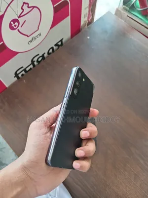Samsung Galaxy S22 5G 128 GB Black