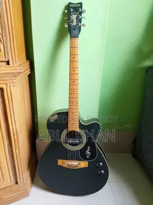 Acoustic Cutaway Guitar