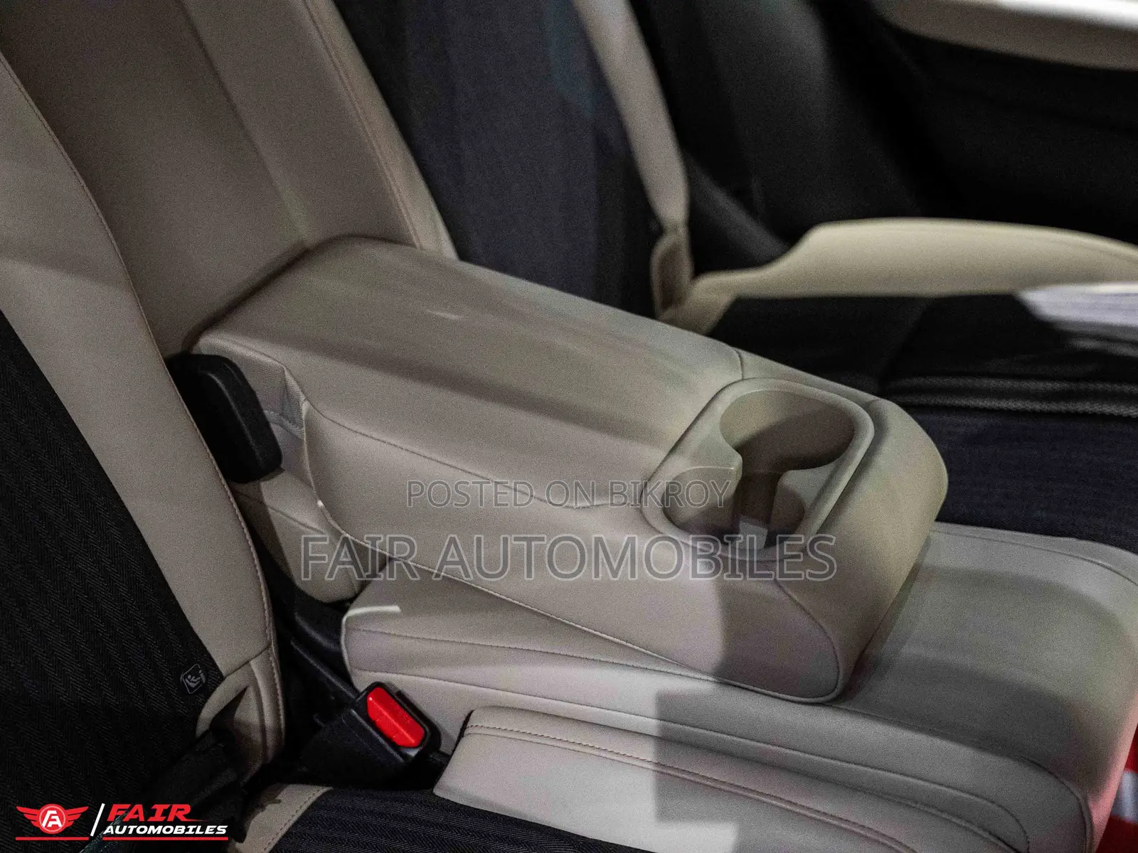 Honda Vezel 2021 Beige