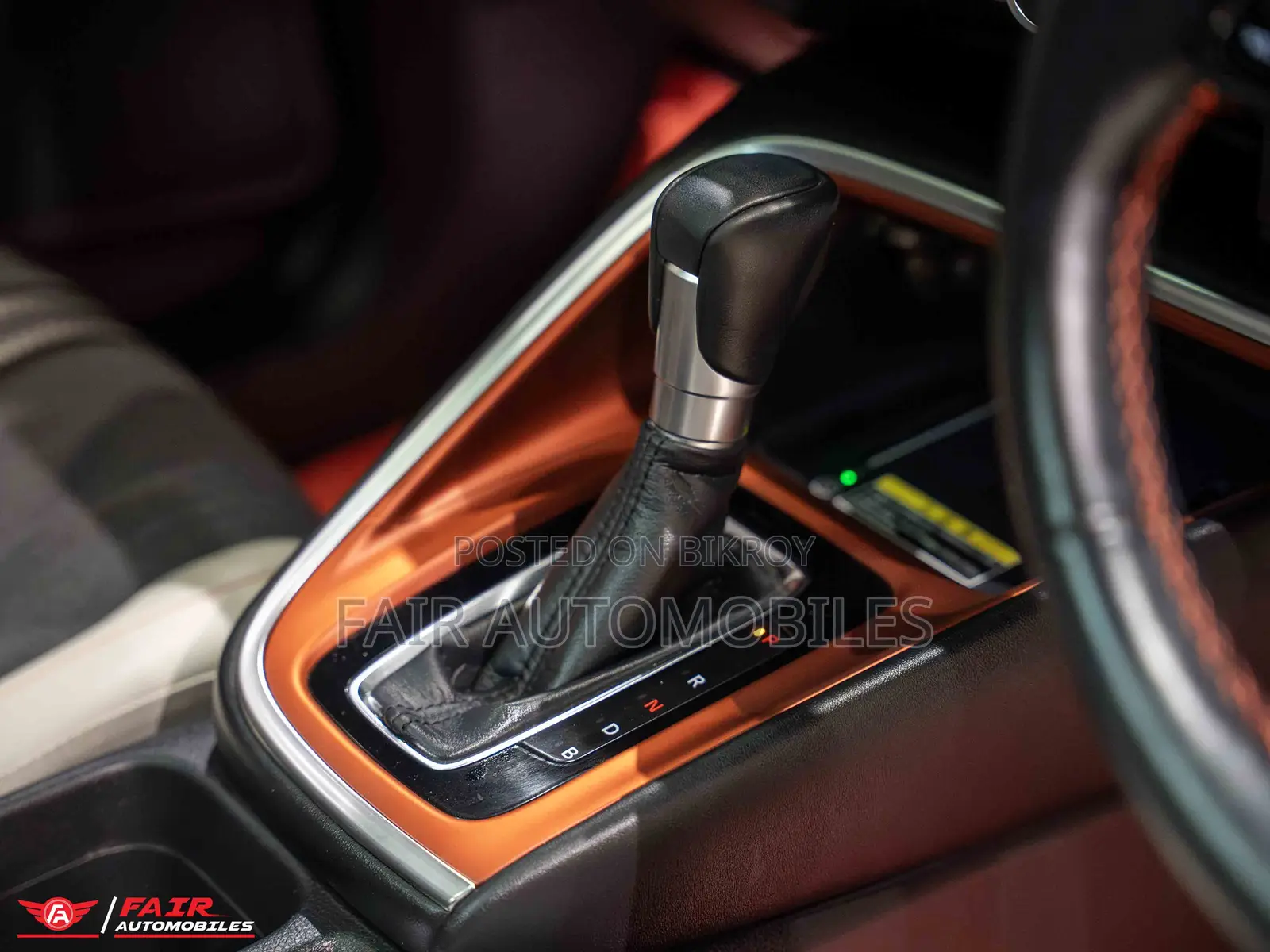 Honda Vezel 2021 Beige