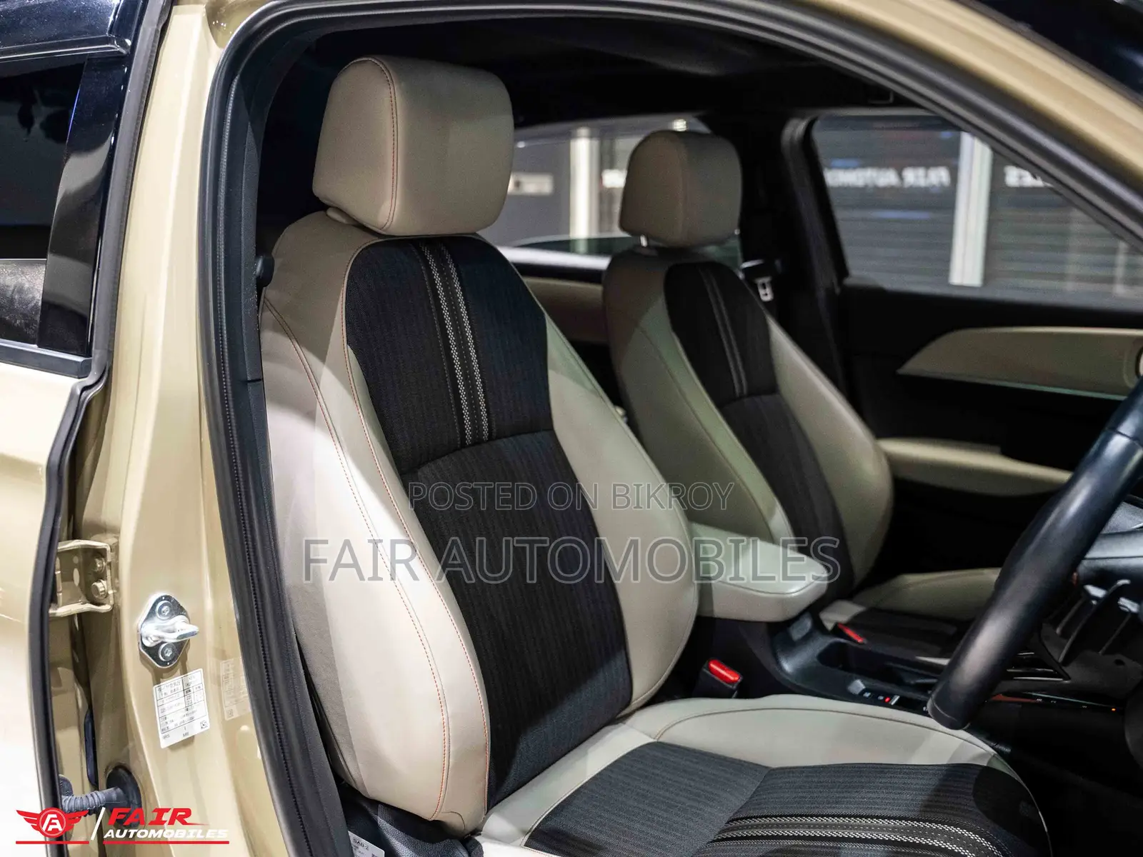 Honda Vezel 2021 Beige