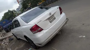 টয়োটা এক্সিও ২০০৮ পার্ল