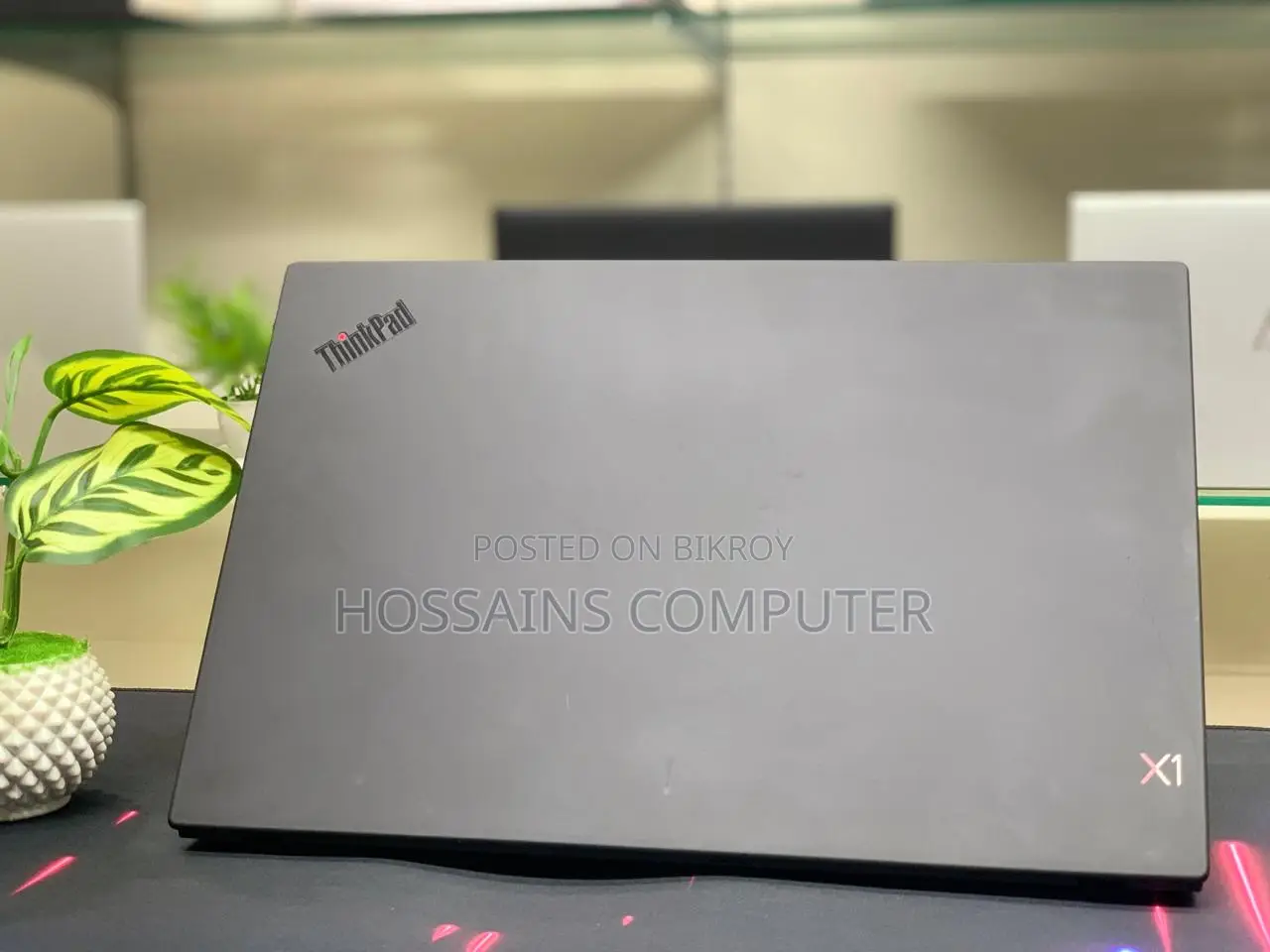 ল্যাপটপ লেনোভো থিংকপ্যাড এক্স১ কার্বন ১৬জিবি ইন্টেল কোর আই৫ এসএসডি ২৫৬জিবি