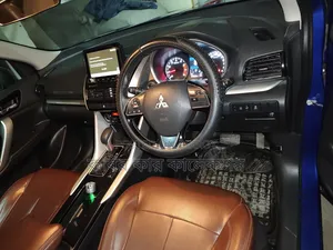 Mitsubishi Eclipse Cross 2023 Blue