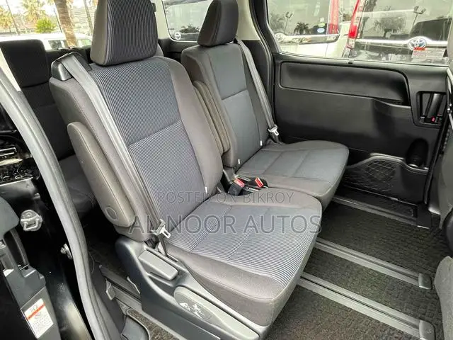 Toyota Noah 2021 Black