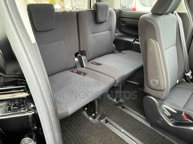 Toyota Noah 2021 Black