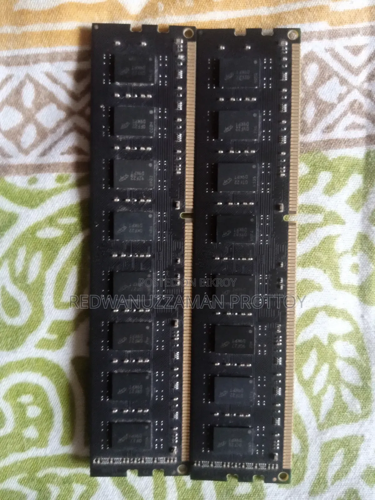 Computer RAM 2 GB + 2 GB = Total 4 GB (Random Access Memory 4 GB)