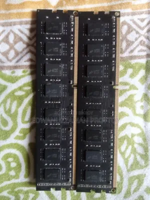 Computer RAM 2 GB + 2 GB = Total 4 GB (Random Access Memory 4 GB)