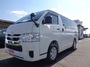 Toyota HiAce 2021 White