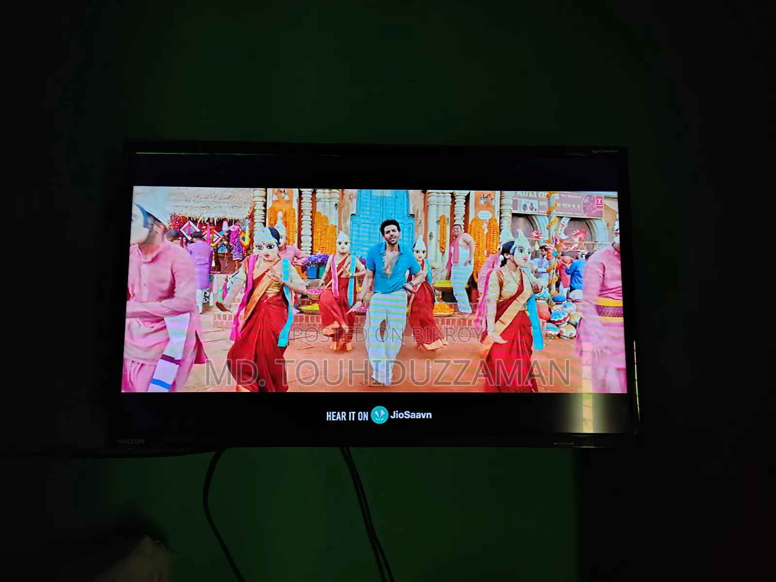 ওয়ালটন ৩২ ইঞ্চি স্মার্ট টিভি