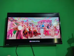 ওয়ালটন ৩২ ইঞ্চি স্মার্ট টিভি