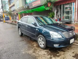 টয়োটা প্রিমিয়ো ২০০২ নীল