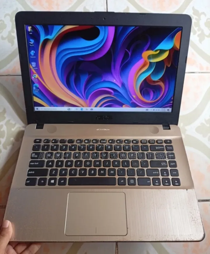 Laptop ASUS Vivobook 14 4GB Intel Core I3 SSD 128GB
