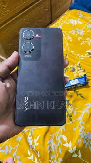 Vivo Y18 128 GB Purple