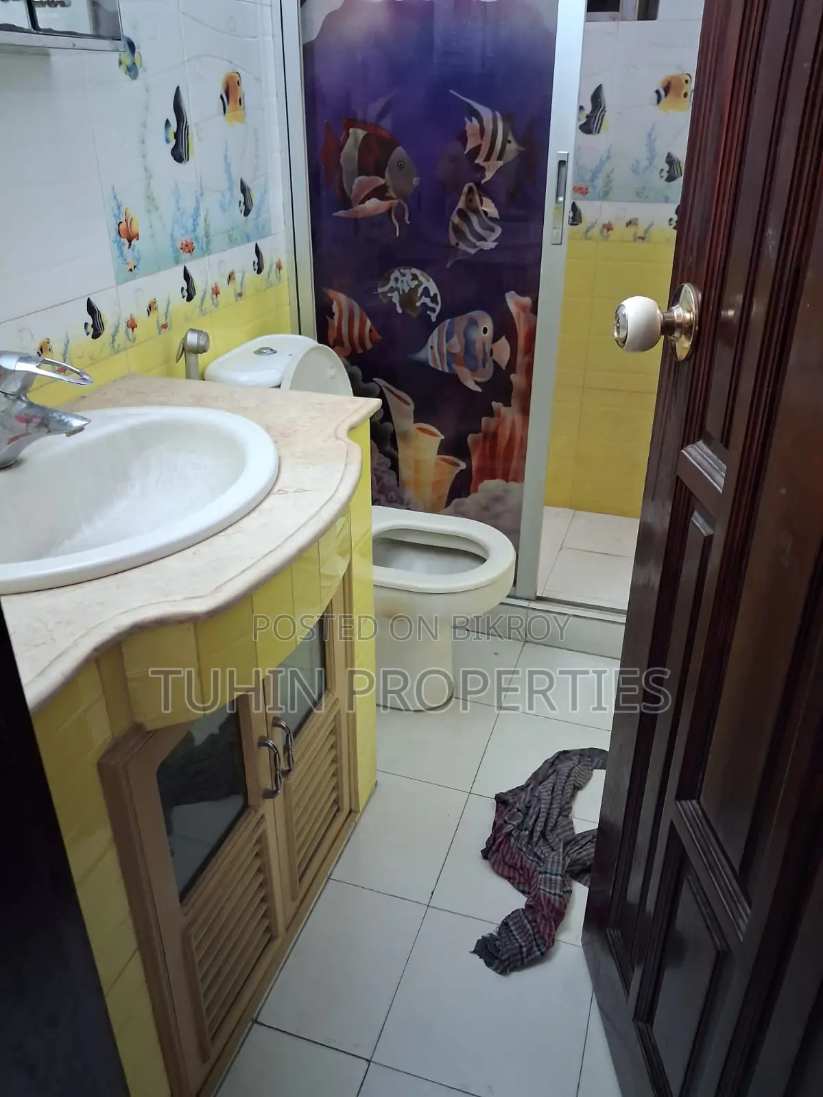 বনানীতে ৩ বেডরুমের অ্যাপার্টমেন্ট বিক্রয়