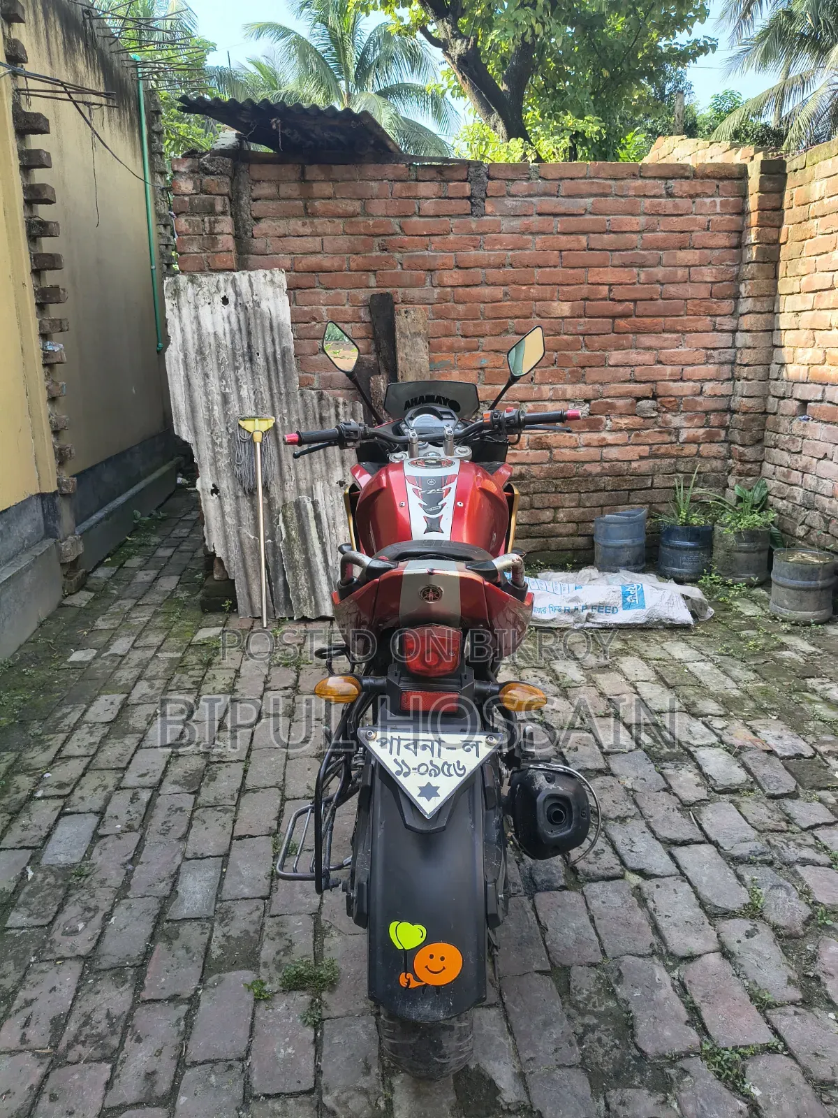 Yamaha 2022 Red