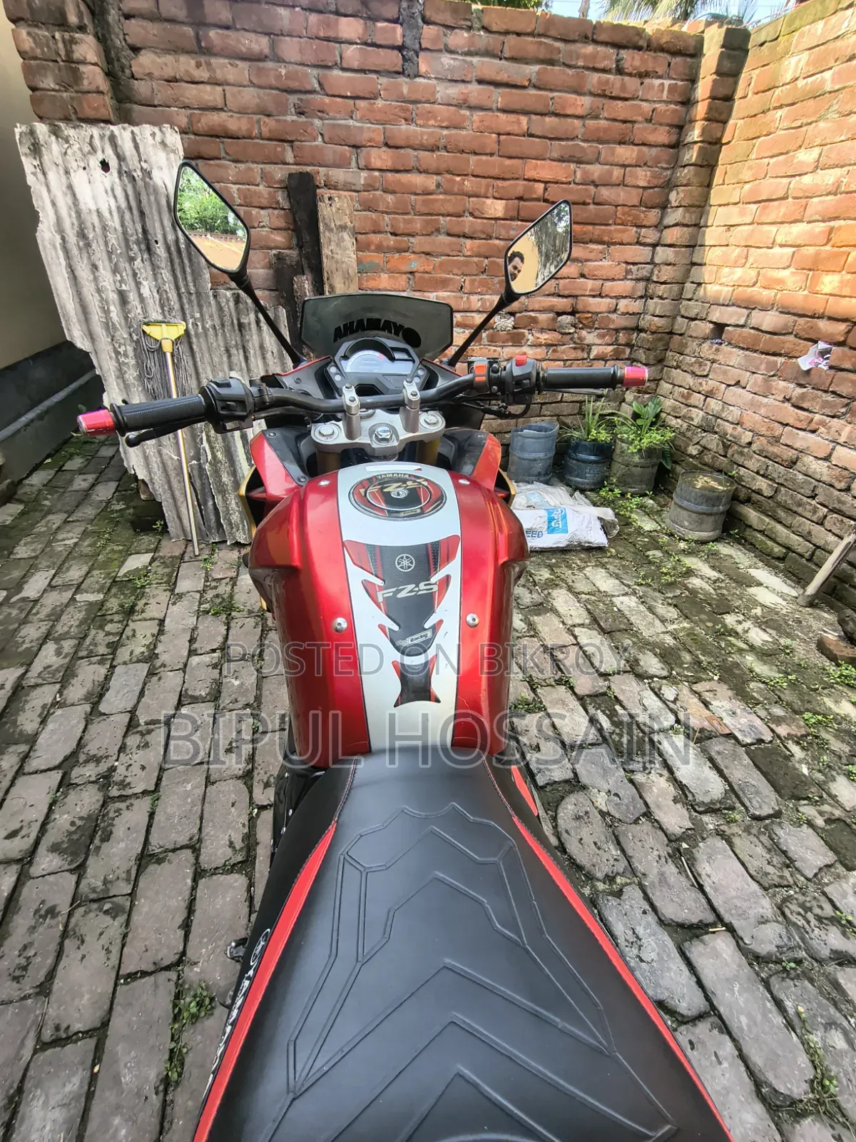 Yamaha 2022 Red