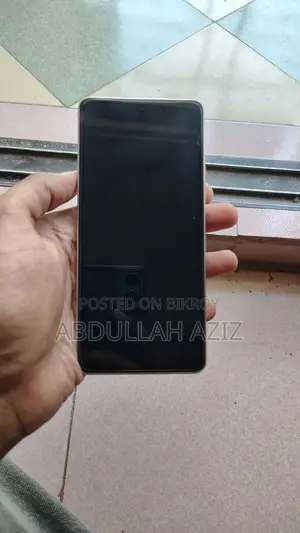 আইকিউওও ২৫৬ জিবি রোজ গোল্ড