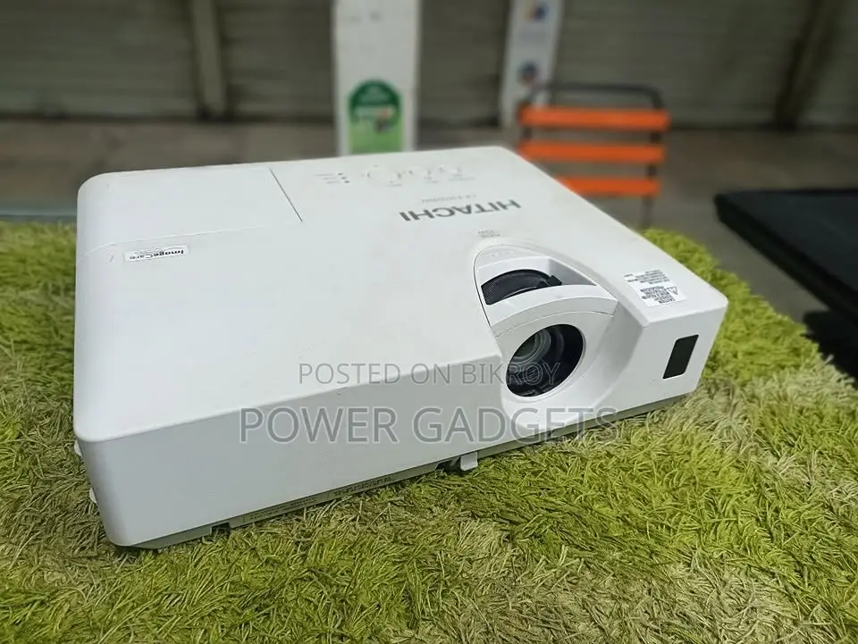 প্রোজেক্টর ভাড়া নিতে কল দিন