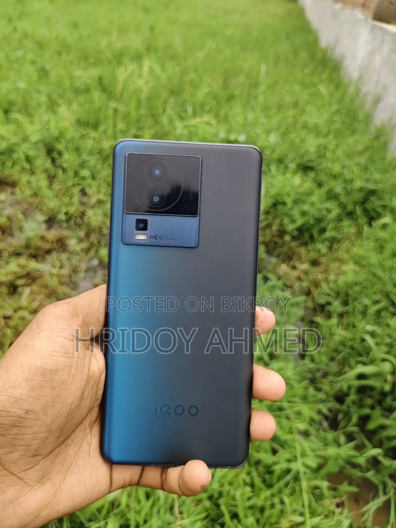 iQOO 256 GB Blue