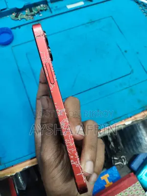 Apple iPhone 12 64 GB Red