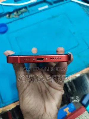 Apple iPhone 12 64 GB Red